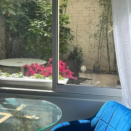 Un De Deux Climatise Avec Un Jardin Privatif Pres De Trocadero Apartment