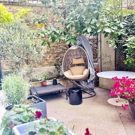 Un De Deux Climatise Avec Un Jardin Privatif Pres De Trocadero Apartment